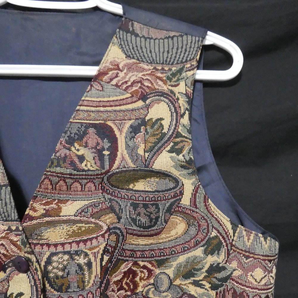 Vintage Tea, Coffee and Cream Tapestry Vest | Mint Condition | Made In Canada - Picture 5 of 14